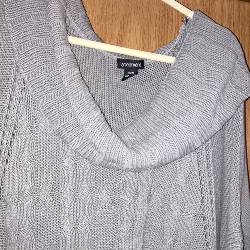 Gorgeous LaneBryant Cowell neck sweater